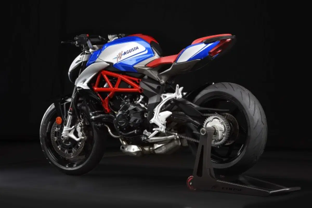 MV Agusta Brutale 800 America Special Edition (2)