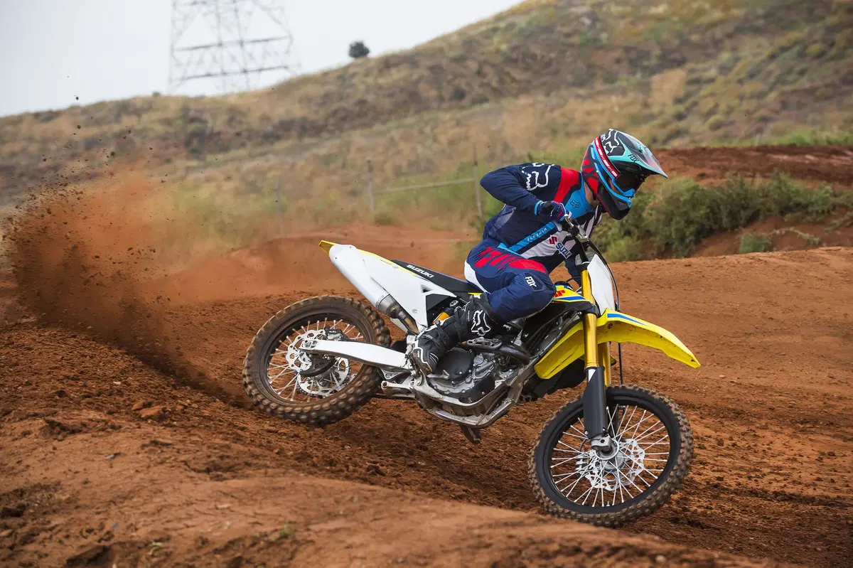 Suzuki RM-Z450 2018. Con Ricky Carmichael