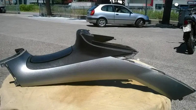 Piaggio MP3 Scocca Pedana