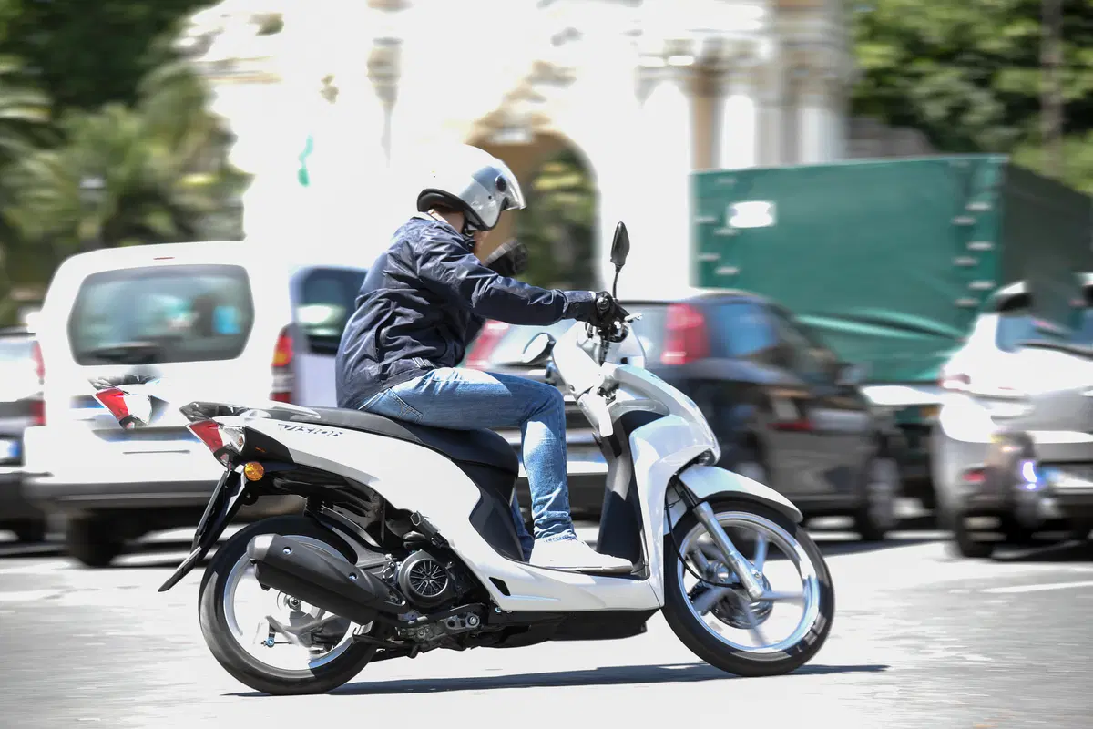 Honda Vision 110 2017: Il mezzo ideale per la giungla urbana (19)