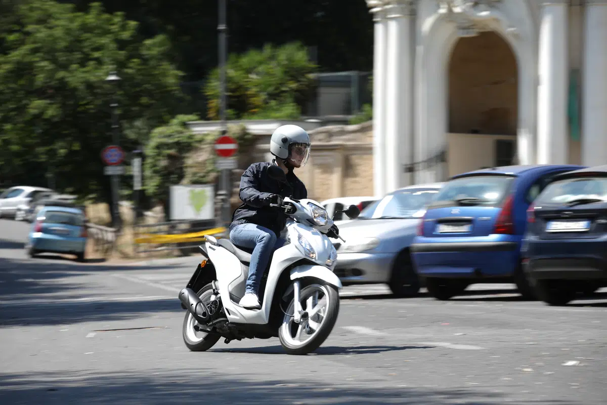 Honda Vision 110 2017: Il mezzo ideale per la giungla urbana (23)