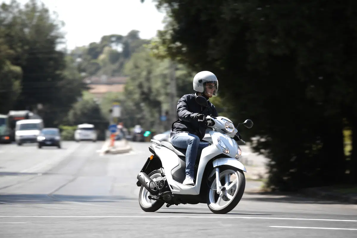 Honda Vision 110 2017: Il mezzo ideale per la giungla urbana (28)
