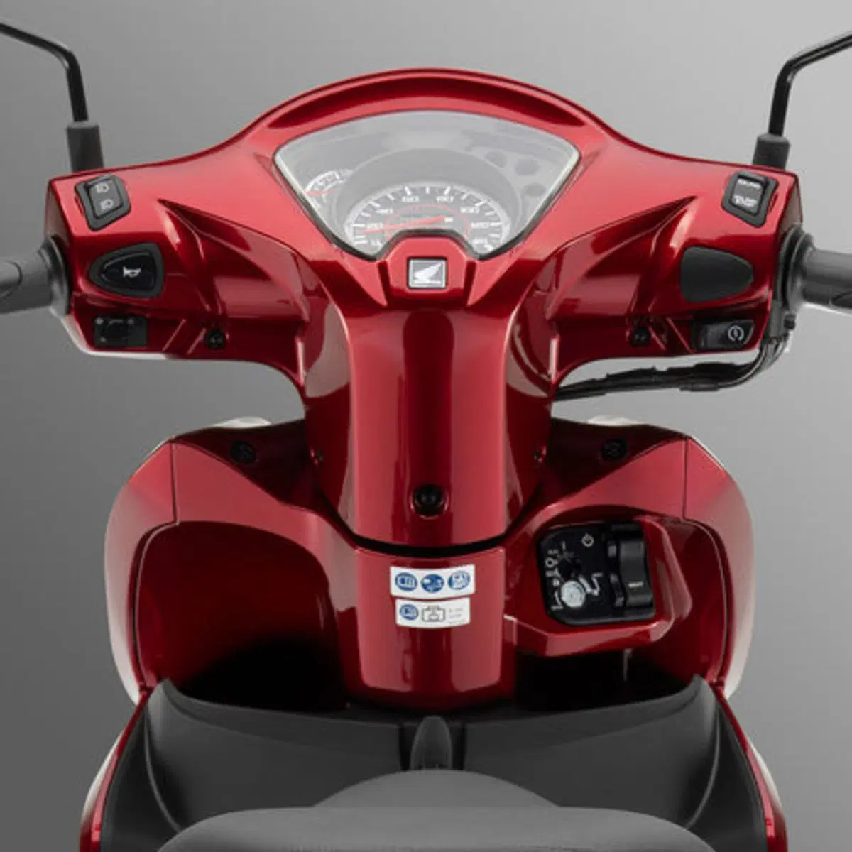 Honda Vision 110 2017: Il mezzo ideale per la giungla urbana (8)