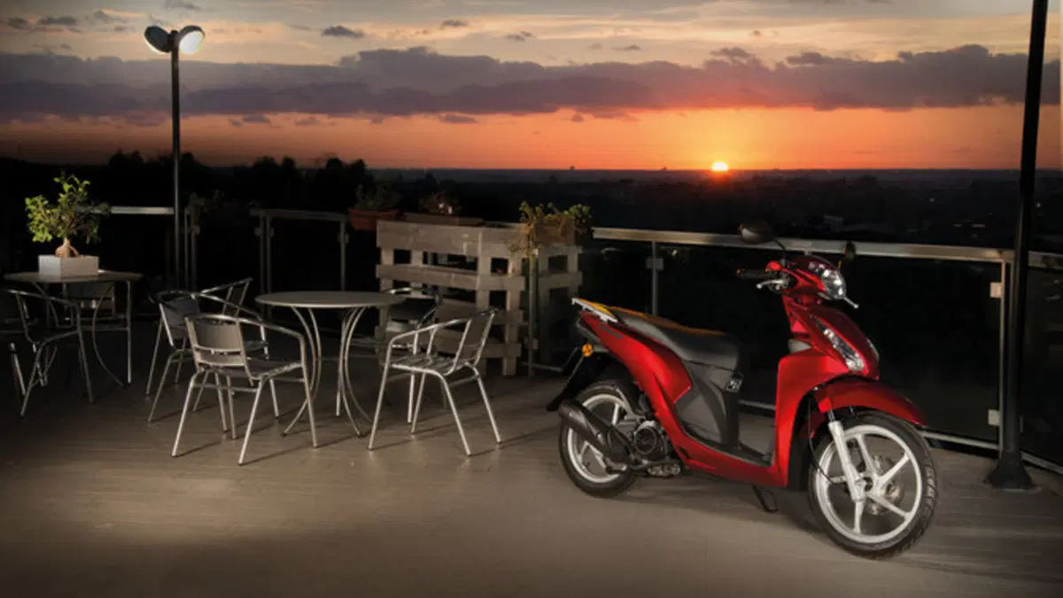 Honda Vision 110 2017: Il mezzo ideale per la giungla urbana (14)
