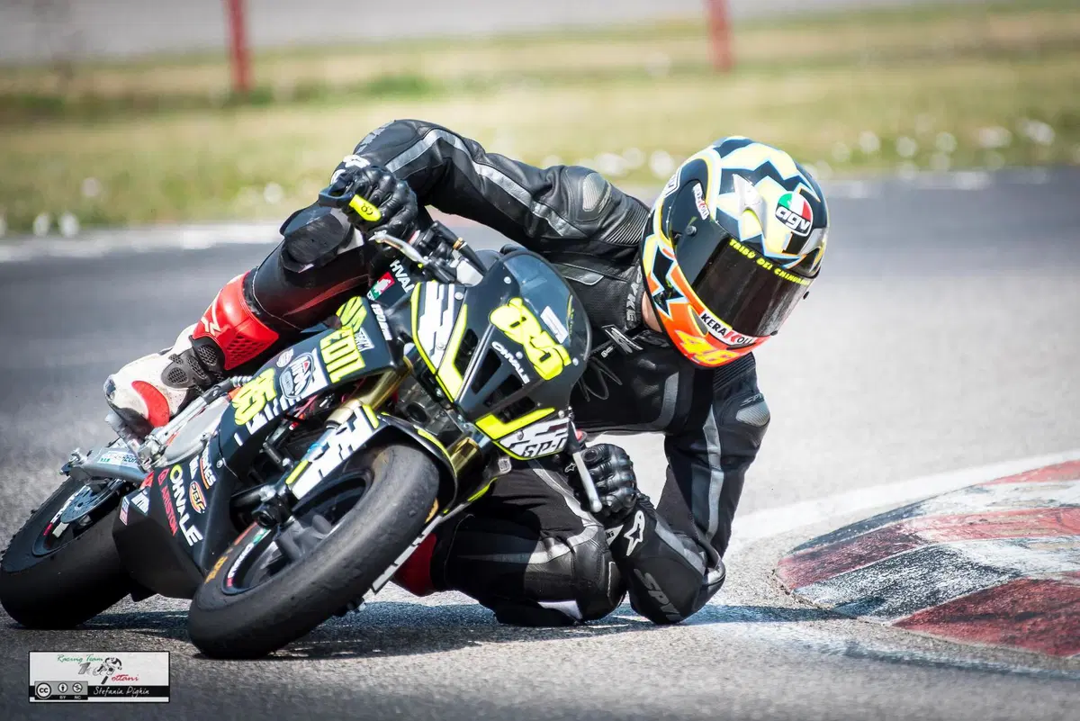 Terza gara del CNV. Finalmente Moto.it sul podio, sotto l'acqua! (2)