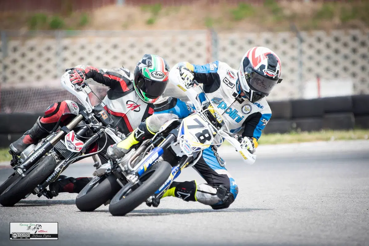 Terza gara del CNV. Finalmente Moto.it sul podio, sotto l'acqua! (7)