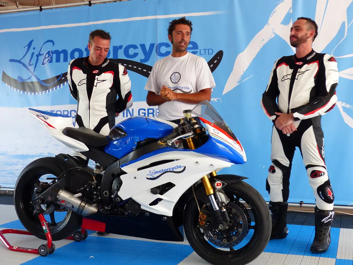 LifeMotorcycle: tour and racetrack experience (5)