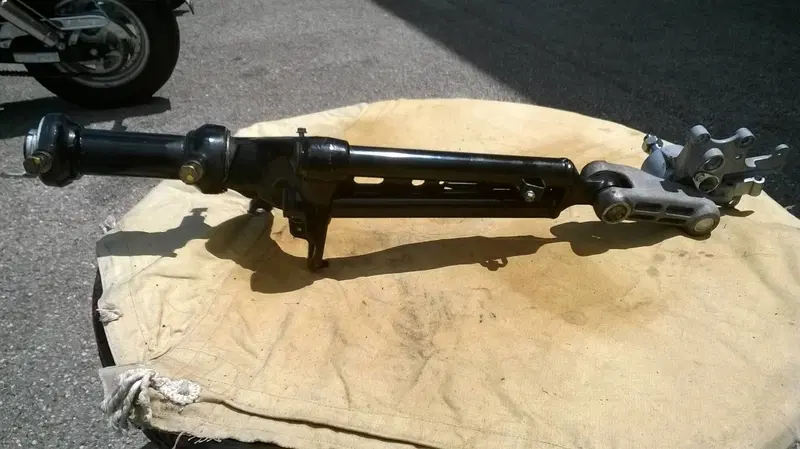 Forcella Sinistra MP3 250 Piaggio (9)