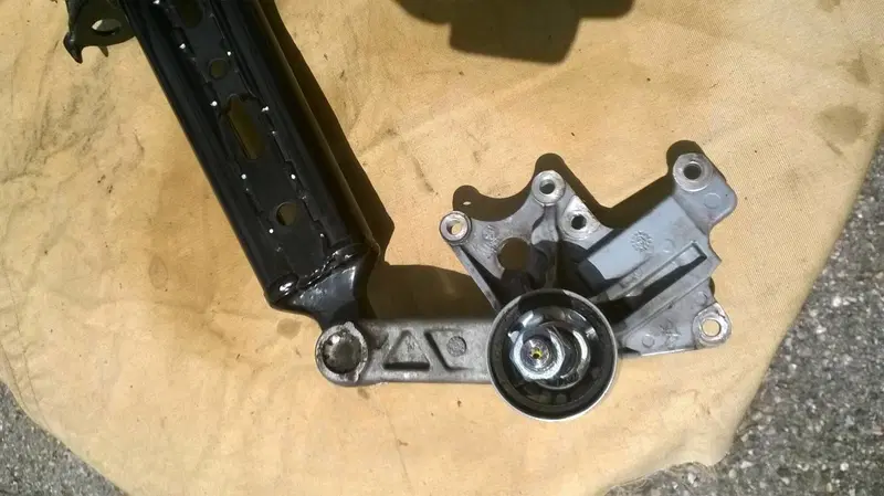 Forcella Sinistra MP3 250 Piaggio (10)