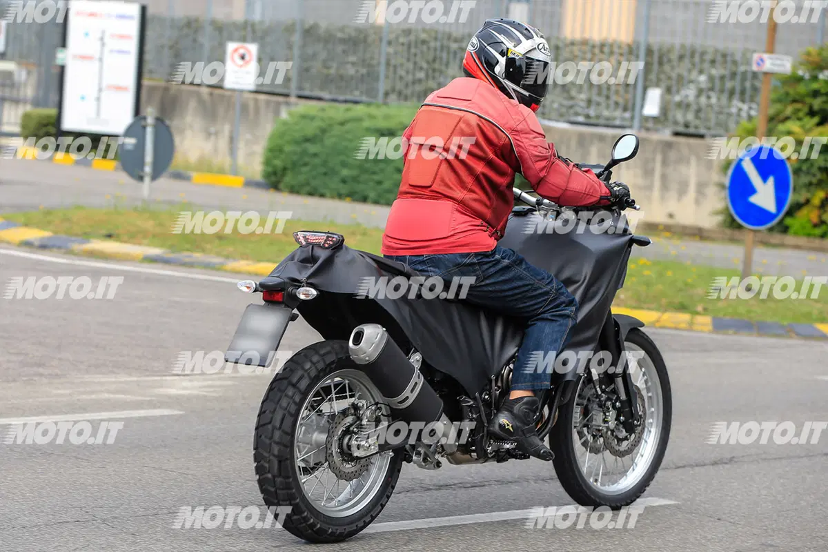 Yamaha Ténéré 700: il Concept T7 è realtà! Prime foto