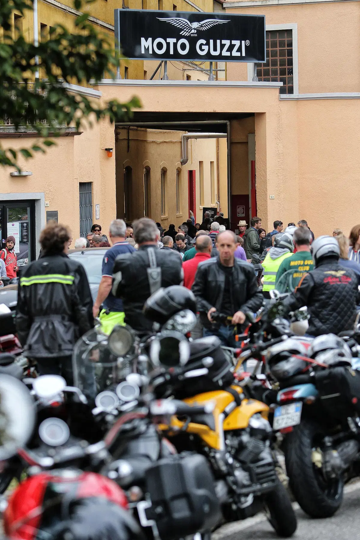 Moto Guzzi Open House, già oltre 6000 i visitatori (3)
