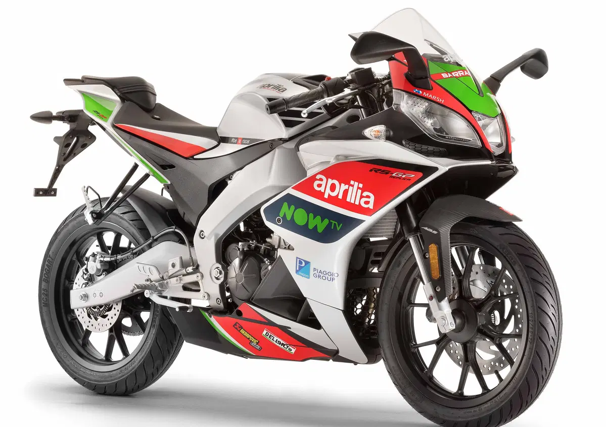 Torna Aprilia "Open a Cage" a Riccione dal 7 al 12 luglio. In palio Tuono ed RS 125!