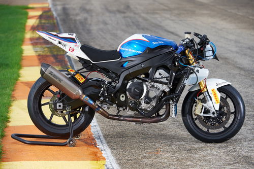 La S1000RR spogliata della carenatura