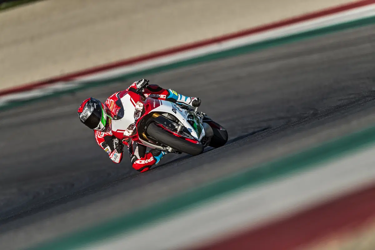 Ducati 1299 Panigale R Final Edition (24)