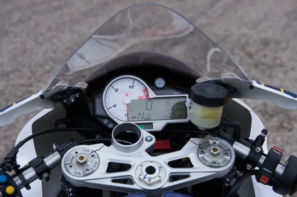 BMW S1000RR Superbike IDM (4)