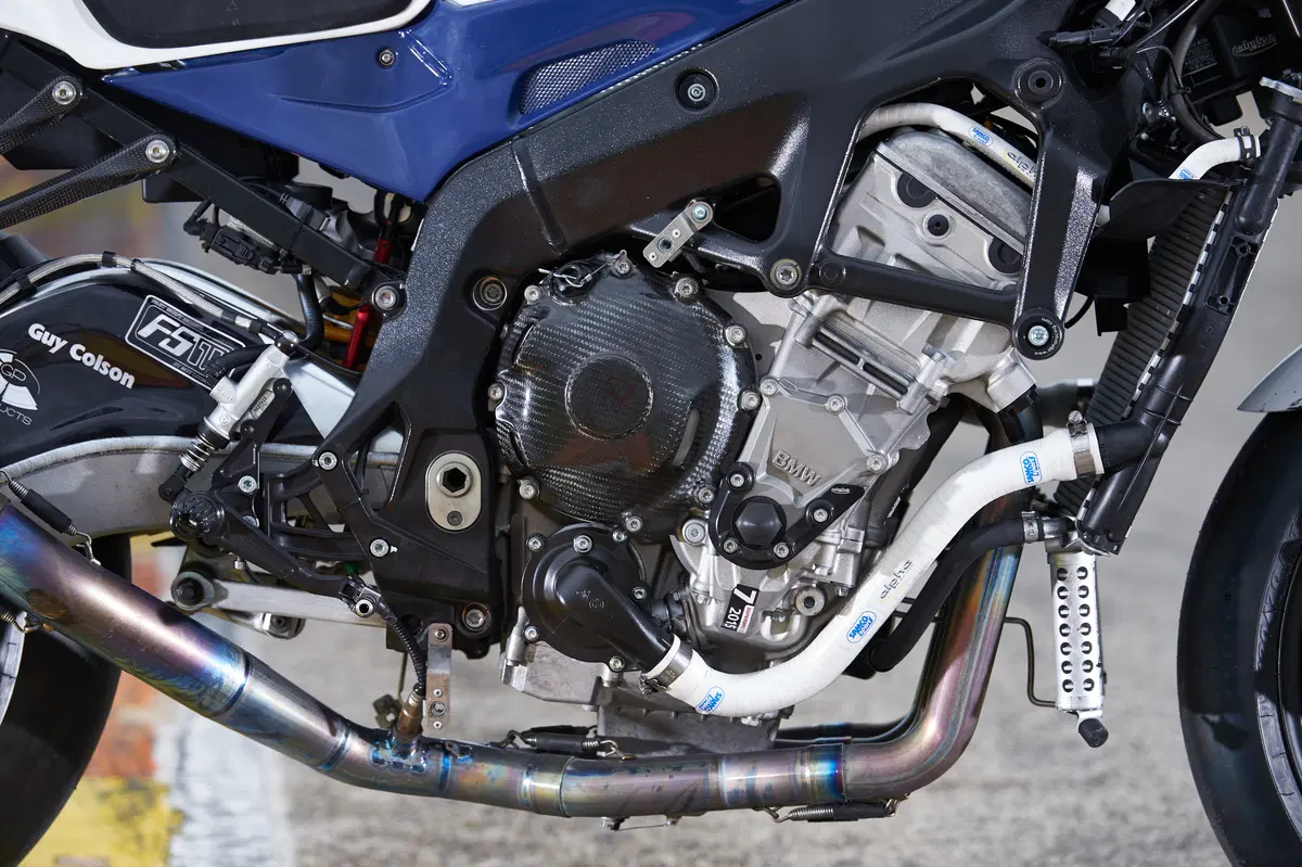 BMW S1000RR Superbike IDM (9)
