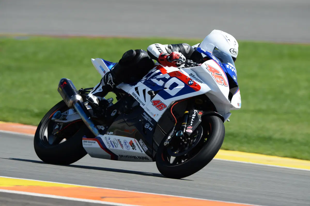 BMW S1000RR British Superbike