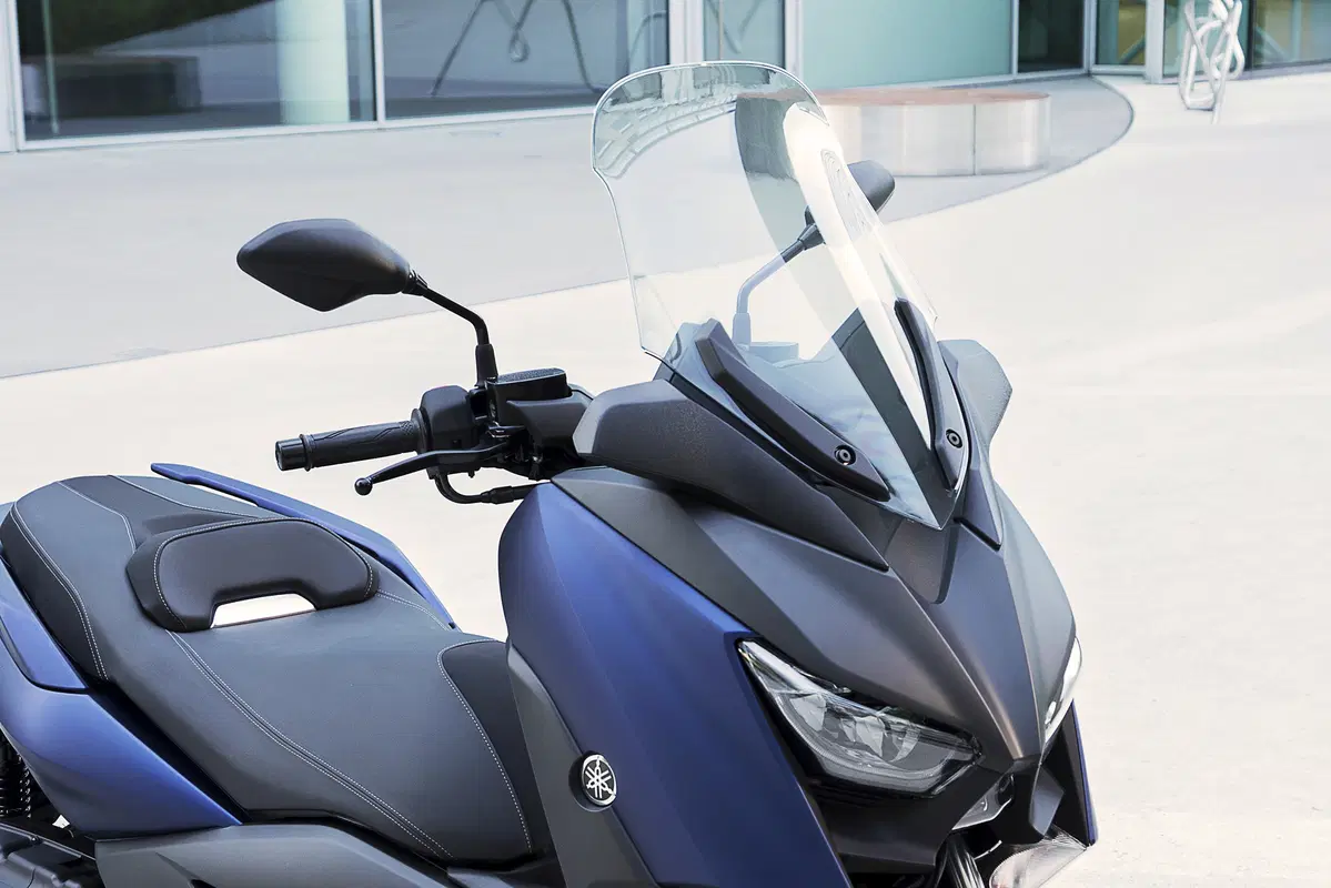 Yamaha X-MAX 400 ecco la nuova versione 2018 (11)