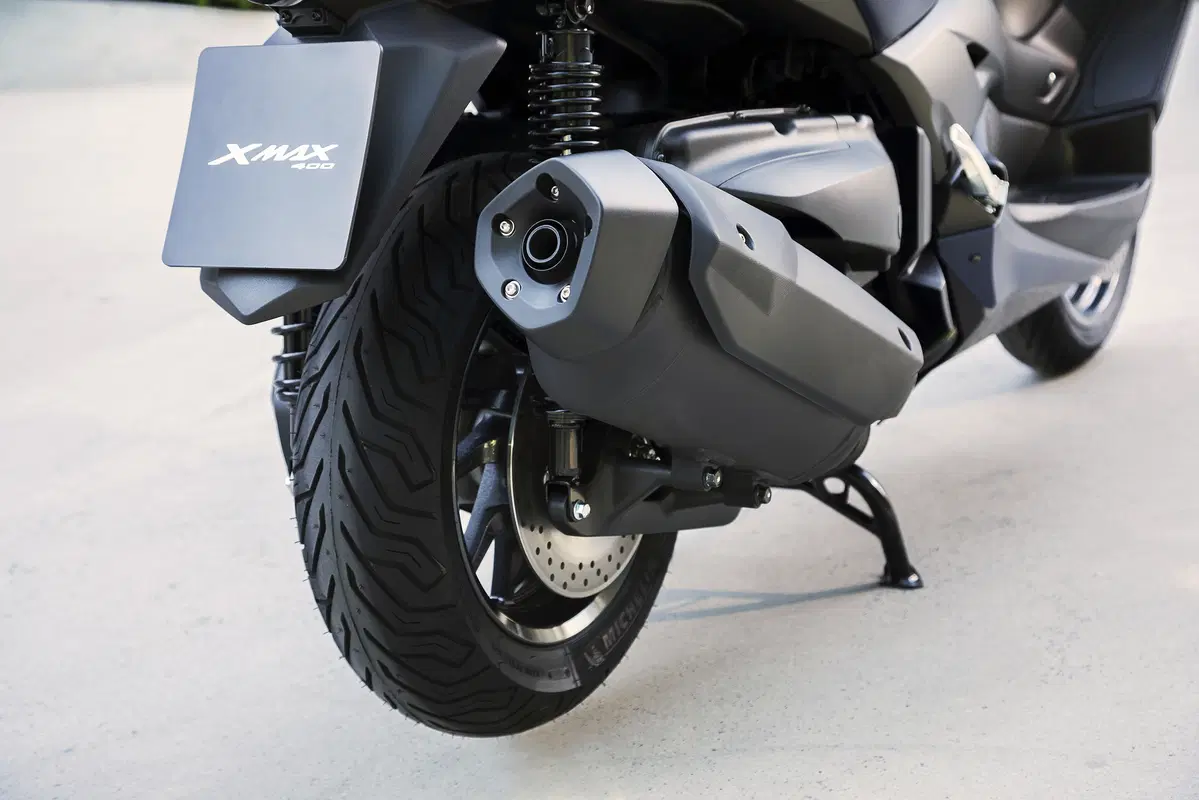 Yamaha X-MAX 400 ecco la nuova versione 2018 (21)