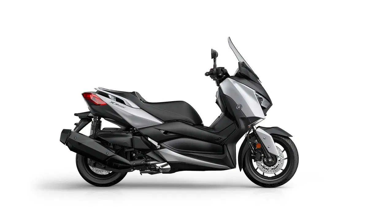 Yamaha X-MAX 400 ecco la nuova versione 2018 (27)