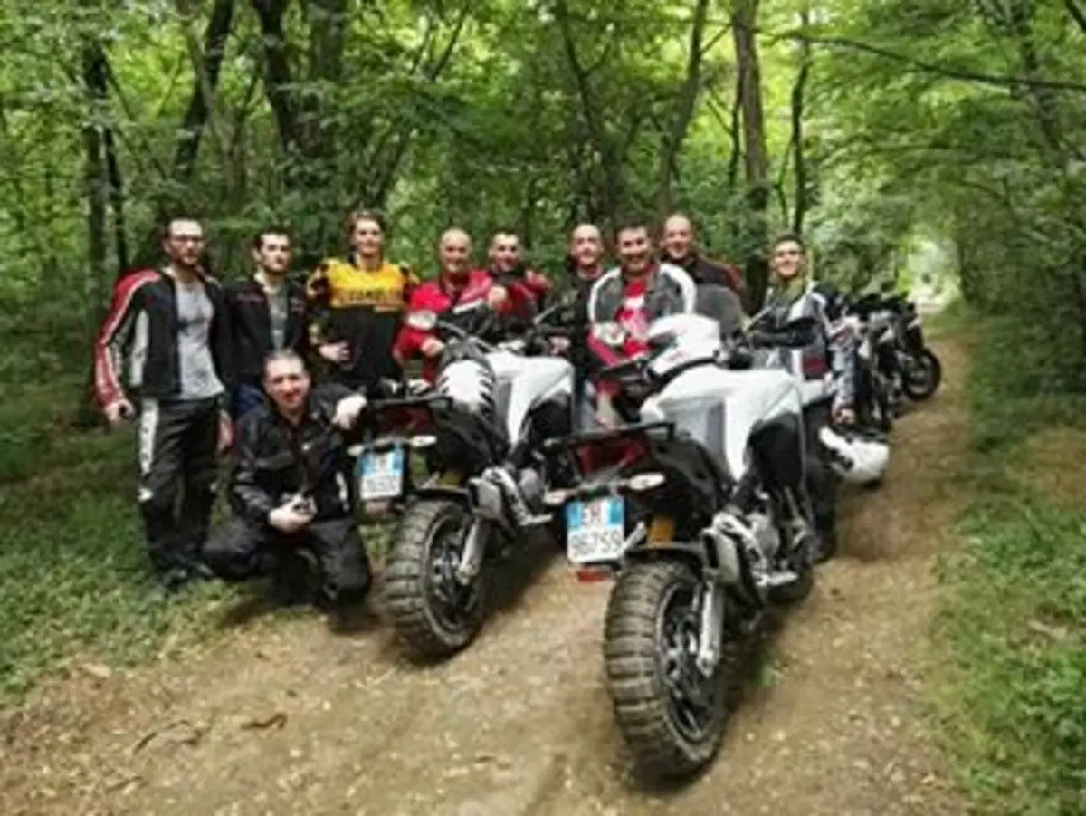 Ducati Como, un giorno in fuoristrada con la Multistrada Enduro (2)