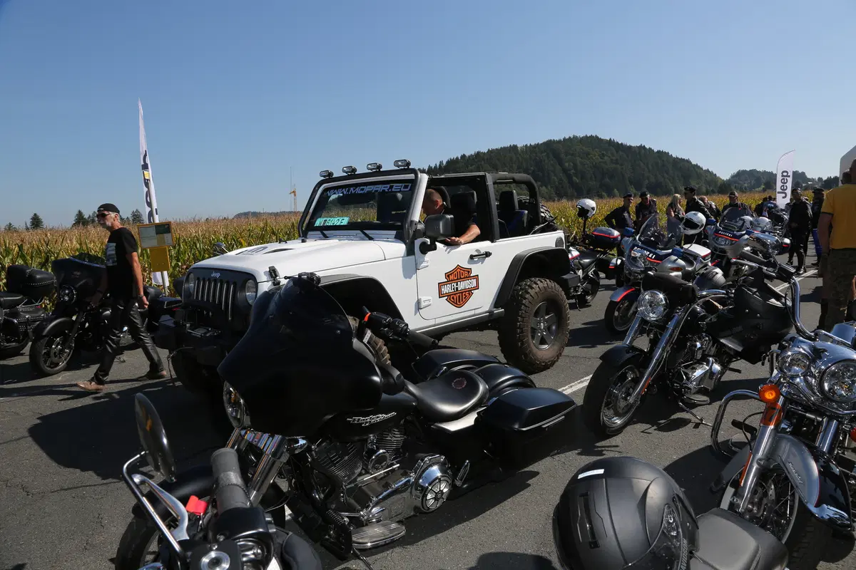 European Bike Week 2015: al raduno più importante d’Europa con Harley-Davidson e Jeep (17)