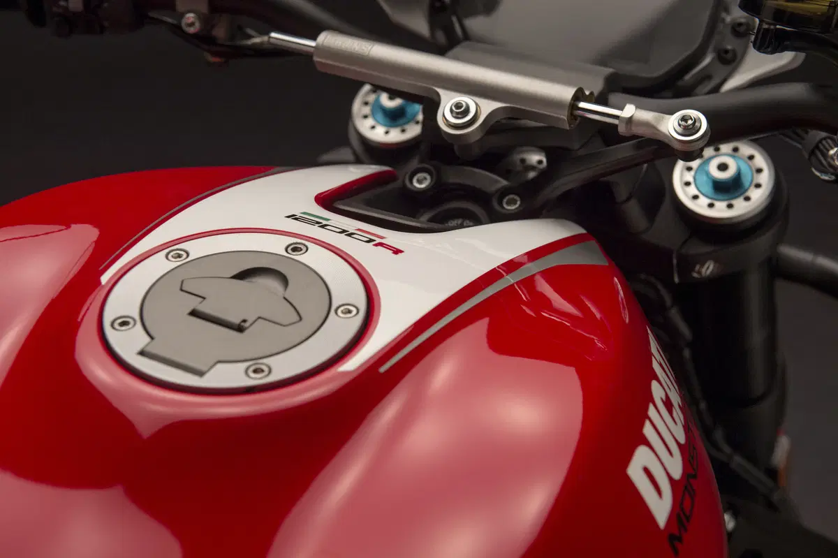 Nuova Ducati Monster 1200R