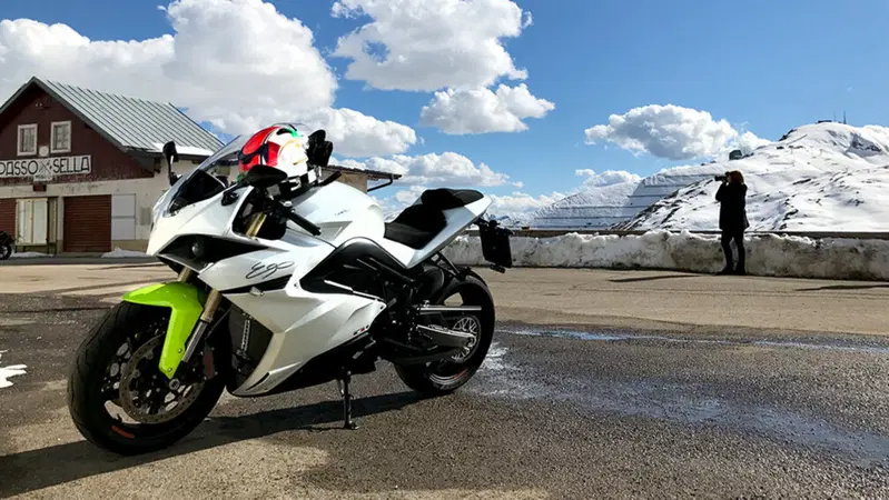 Energica: provate il Passo Sella con l'elettrica