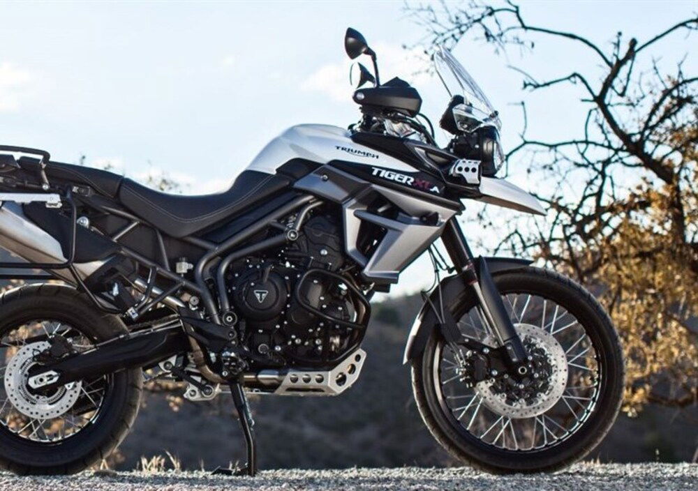 Triumph Tiger 800 XCa (2017 - 18) (2)