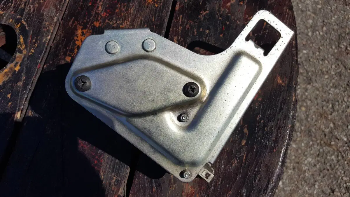 Serratura Sblocco MP3 250 Piaggio (4)