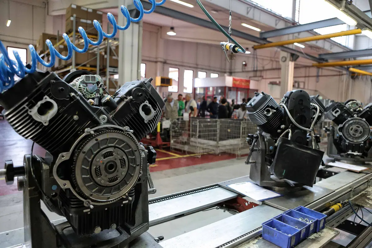 Moto Guzzi Open House: oltre 15.000 a Mandello per festeggiare (10)