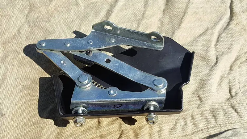 Cerniera Destra MP3 250 Piaggio