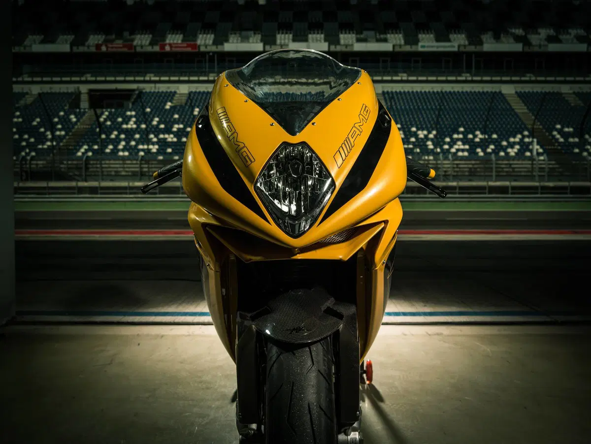 MV Agusta F3 800 Mercedes-AMG GT (6)