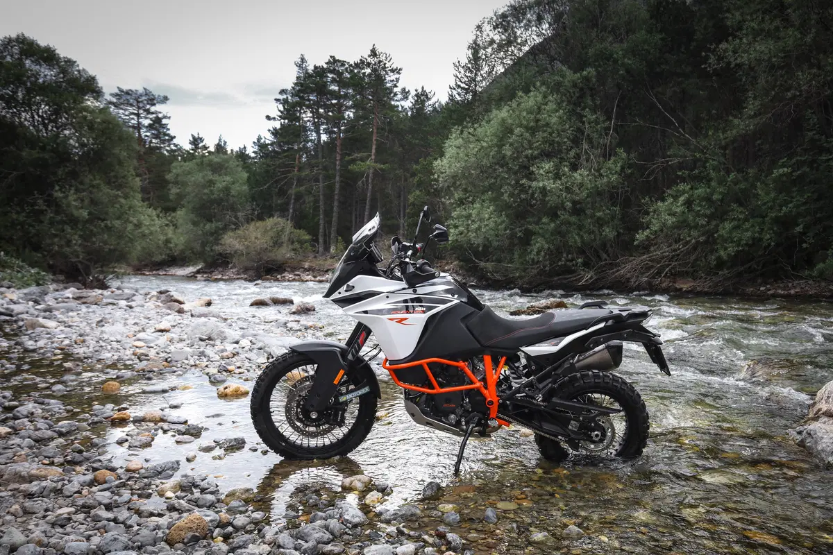KTM 1090 Adventure R Test. L'endurona sogna i rally (4)