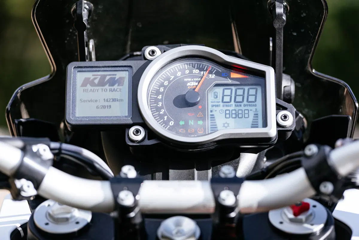 KTM 1090 Adventure R Test. L'endurona sogna i rally (15)