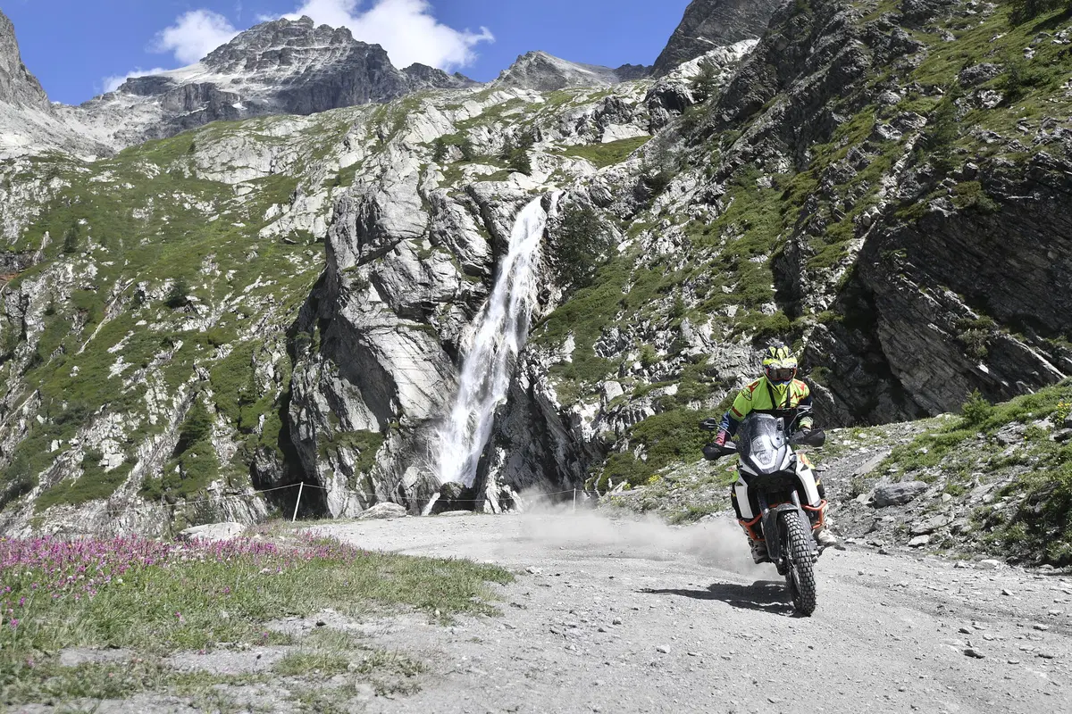 KTM 1090 Adventure R Test. L'endurona sogna i rally (21)