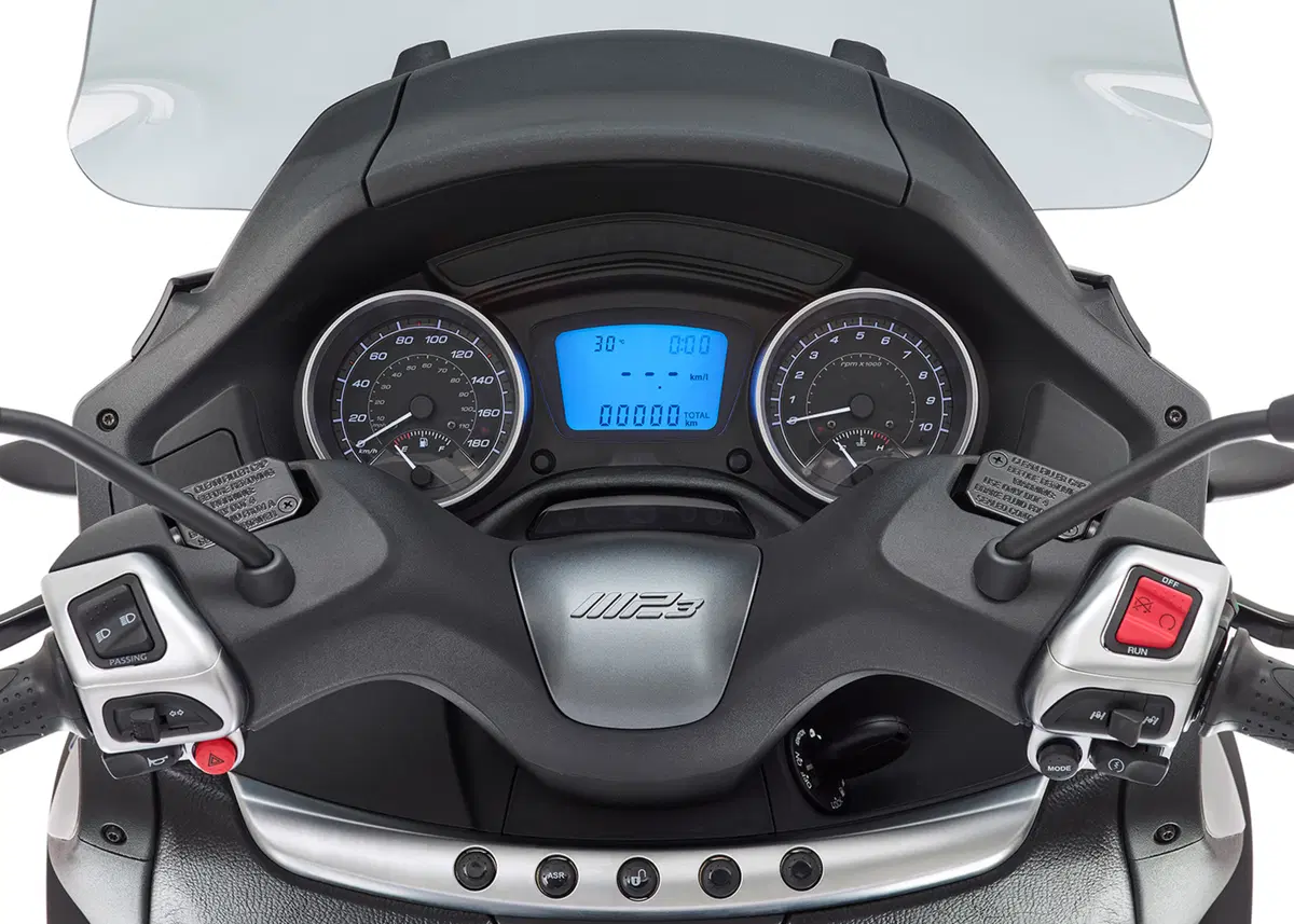 Piaggio MP3 MP3 500 ie Business LT SE (2017 - 18) (2)