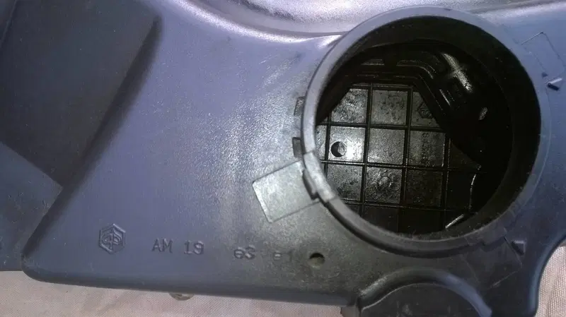 Scatola Filtro Aria MP3 Piaggio (6)