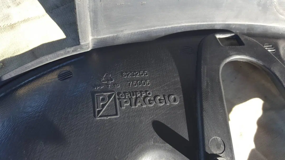 Vano Ruota Mp3 250 Piaggio (2)