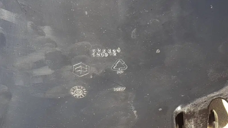 Parafango Post MP3 250 Piaggio (5)