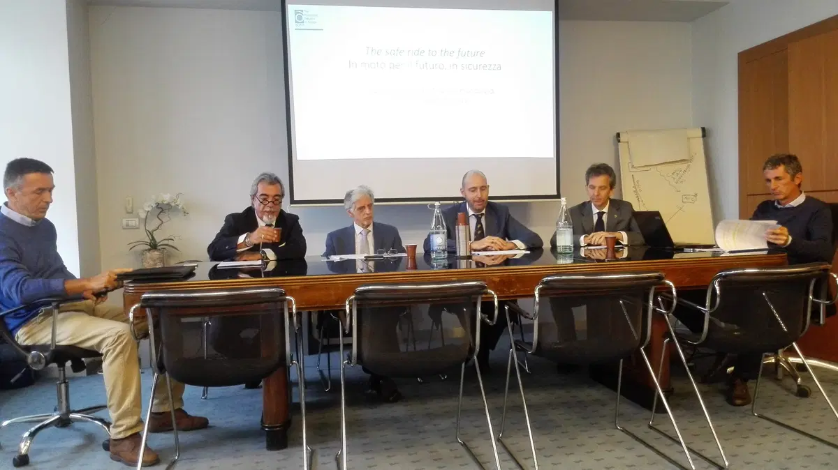 Sicurezza stradale: ANCMA e la FMI presentano il progetto Refresh (3)