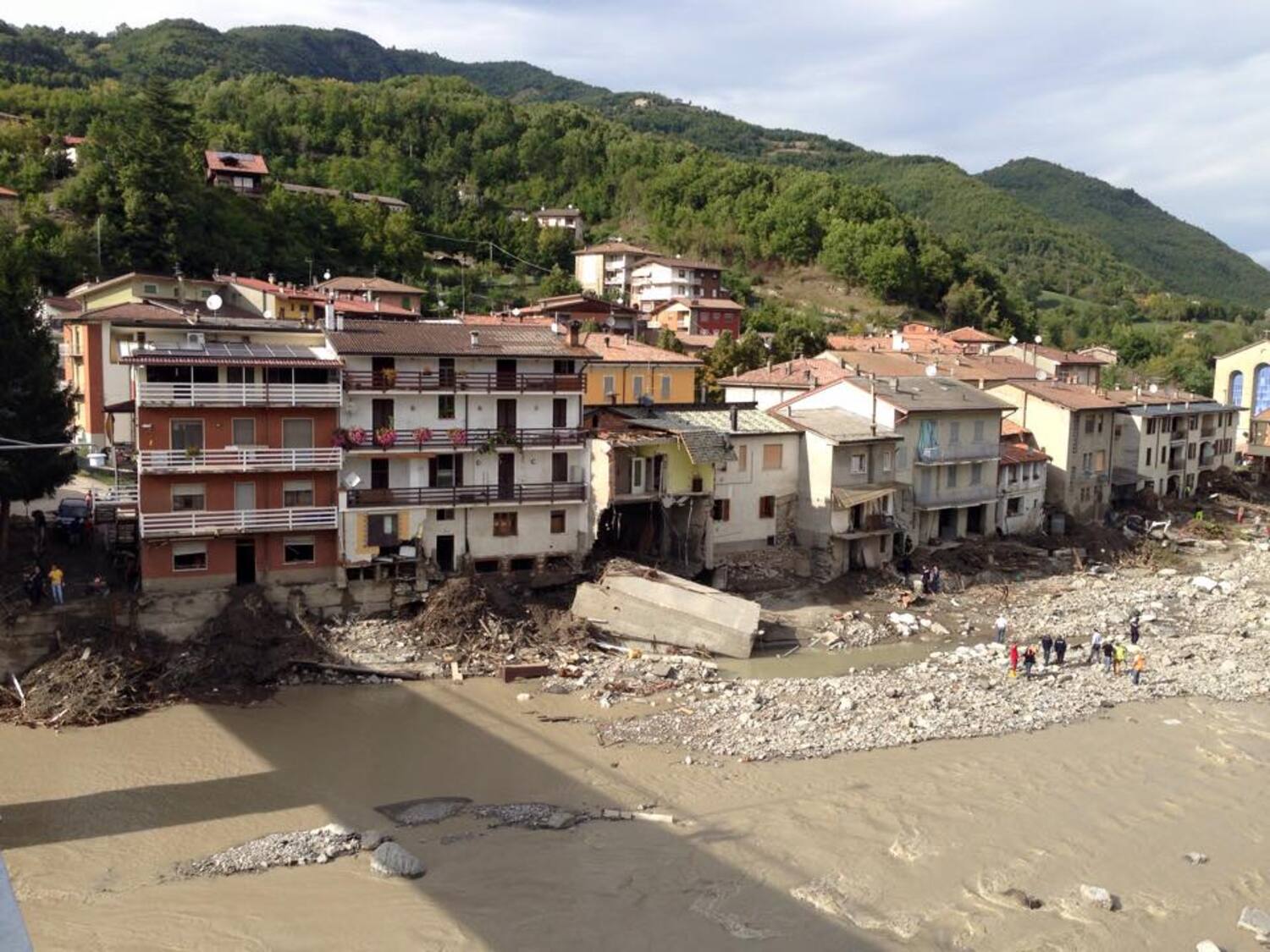 Alluvione piacentina: in aiuto di Farini