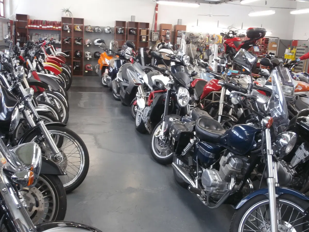 Somma Moto: quando dalla passione nasce un progetto vincente (7)