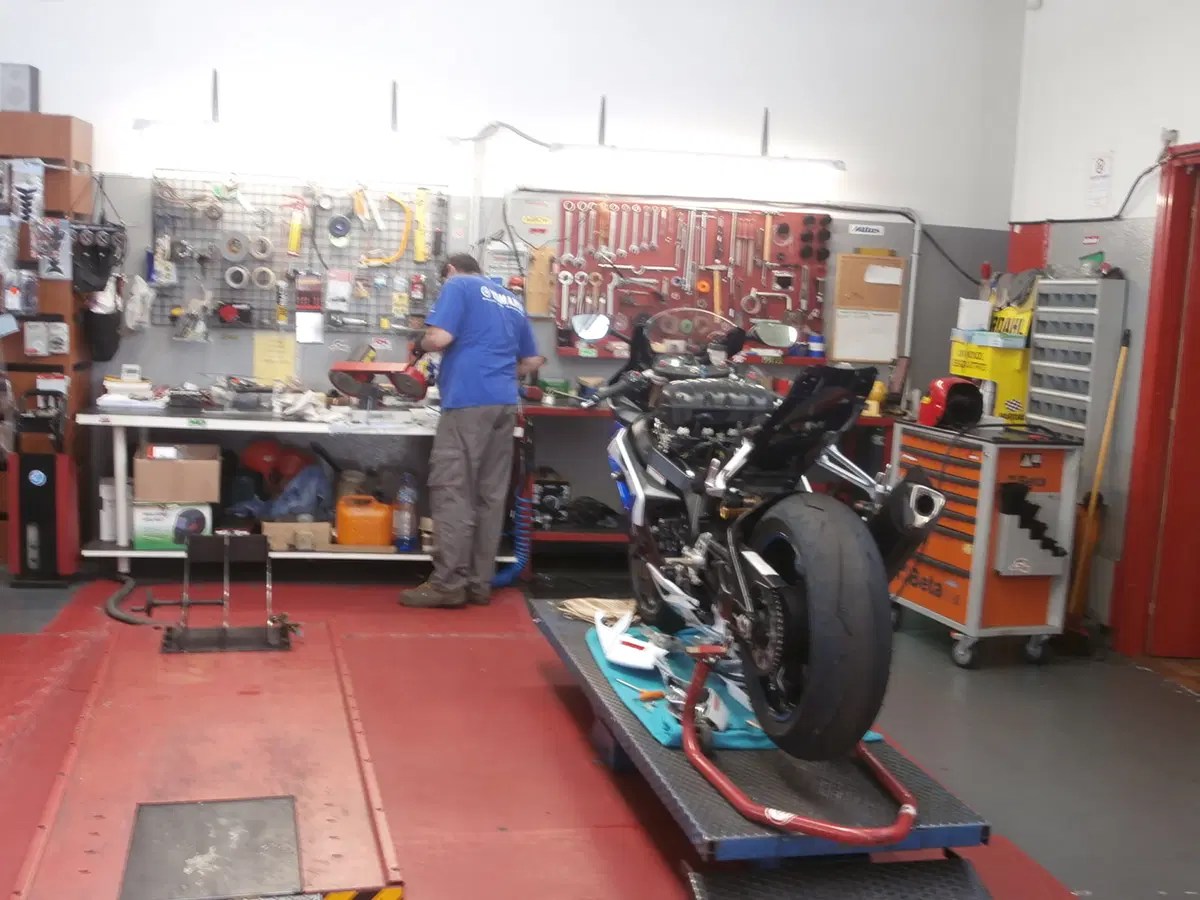 Somma Moto: quando dalla passione nasce un progetto vincente (25)