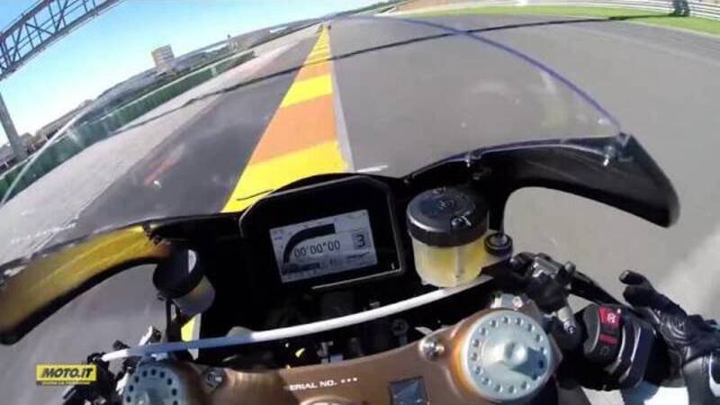 Un giro di Valencia sulla Honda RC213V-S