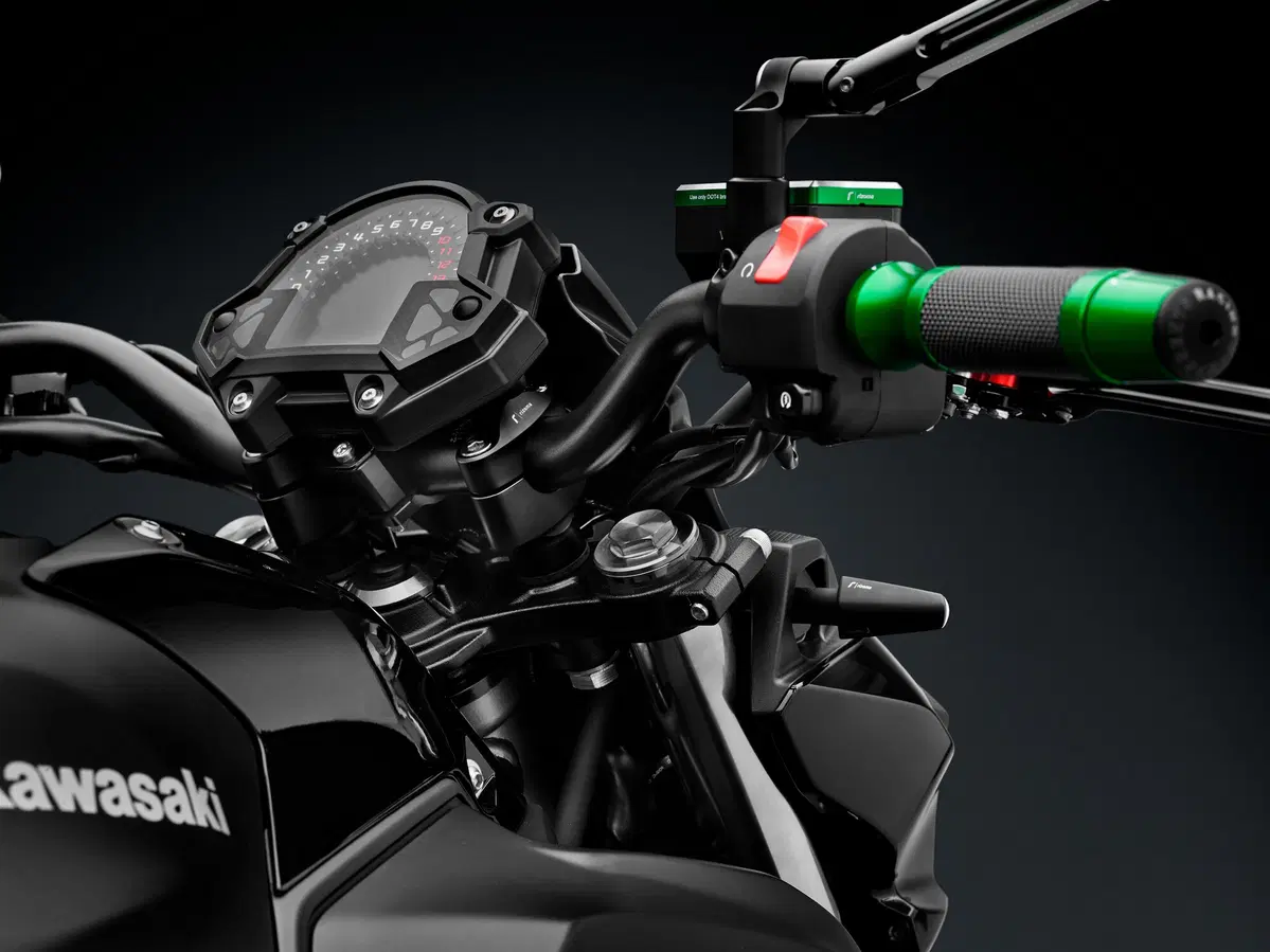 Rizoma per le Kawasaki Z650 e Z900 (4)
