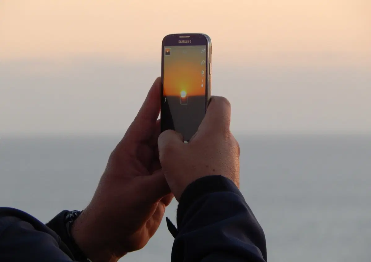 Le 5 app gratuite pi&ugrave; utili in vacanza. Voi le avete?