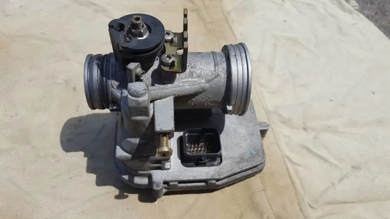 Copro Farfallato MP3 Piaggio (2)