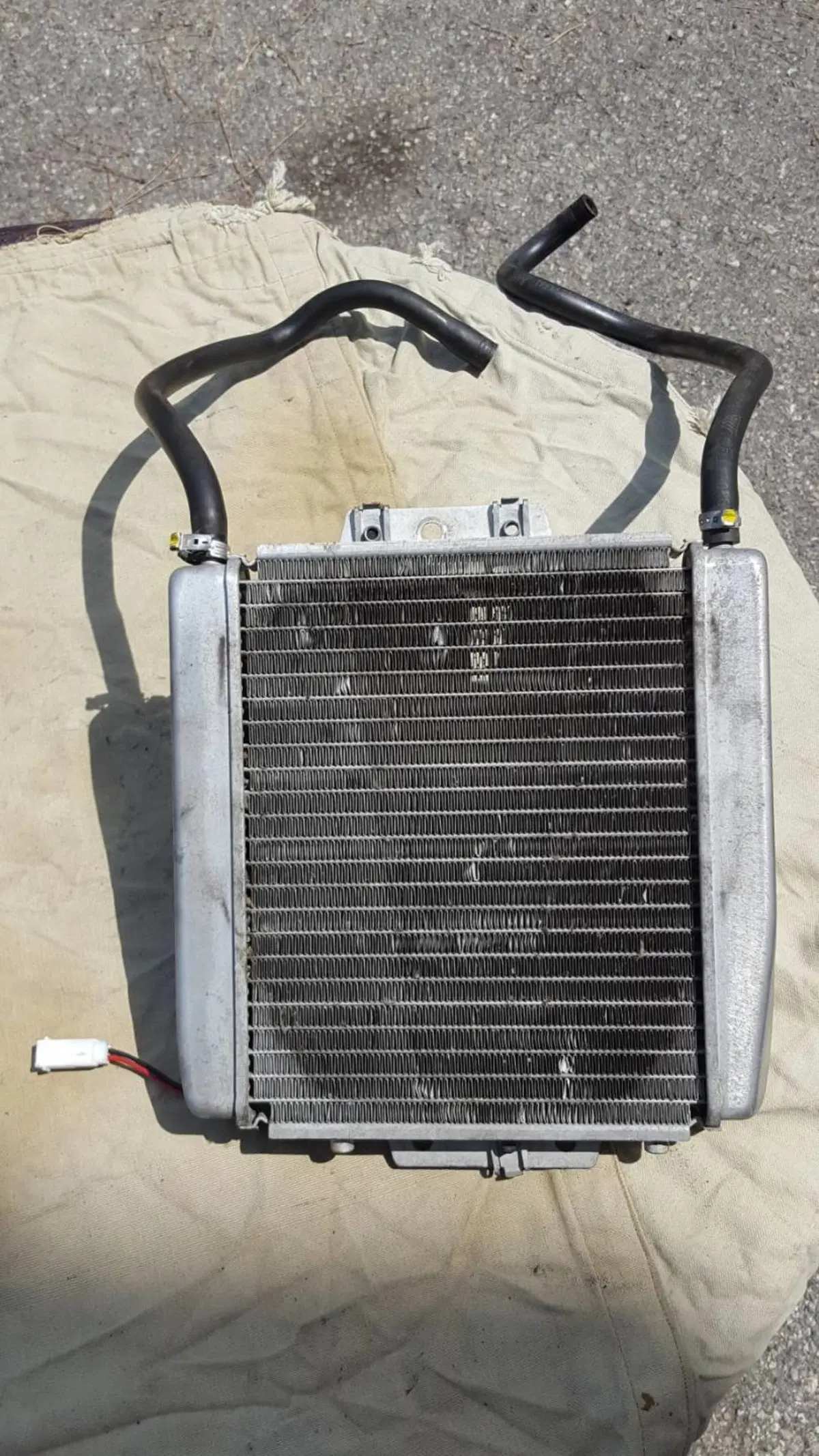 Radiatore MP3 Piaggio (2)