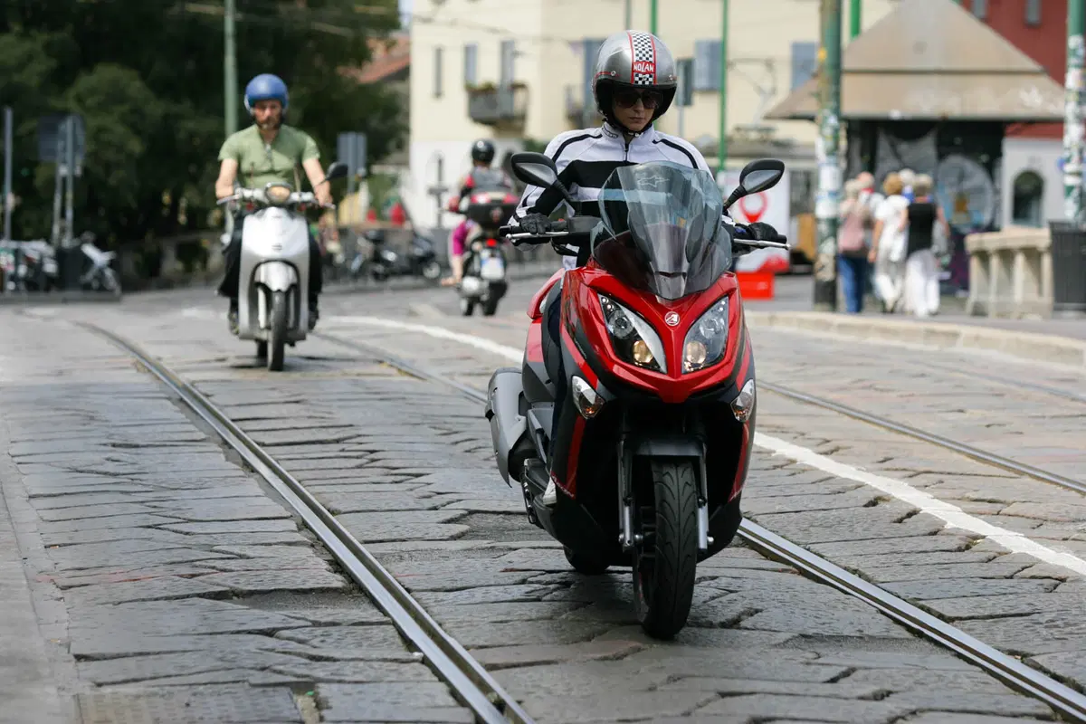 Aeon Elite 400 (6)